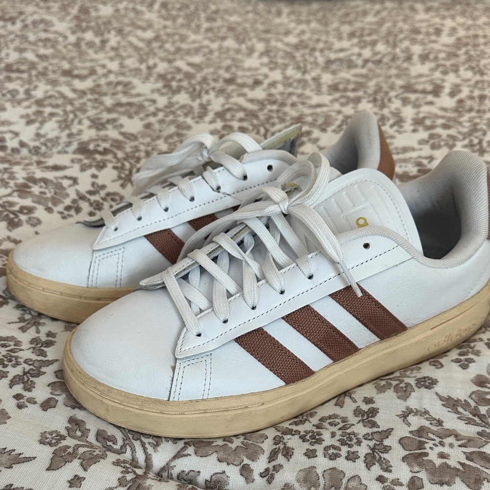 Adidas Court Alpha Women’s Sneakers